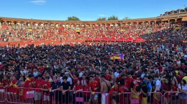 Unas 7.000 personas viven la final de la Eurocopa en la Plaza de Toros de Toledo