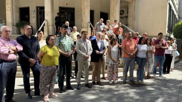 Ciudad Real guarda un minuto y muestra su solidaridad con las familias de las víctimas de violencia machista