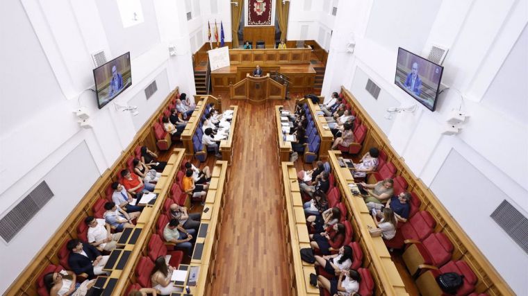 Bellido reclama mayor consenso en igualdad e infancia en las Cortes regionales y agradece a los diputados su comportamiento