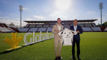 Globalcaja y el Albacete Balompié se convierten en “un mismo equipo” para hacer crecer al club y a nuestro territorio