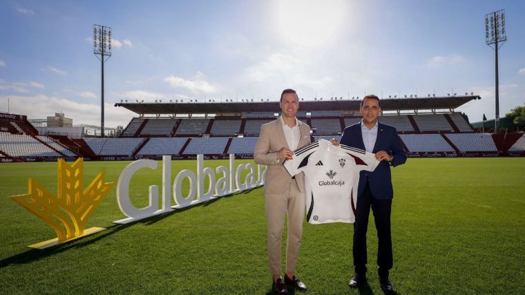 Globalcaja y el Albacete Balompié se convierten en “un mismo equipo” para hacer crecer al club y a nuestro territorio
