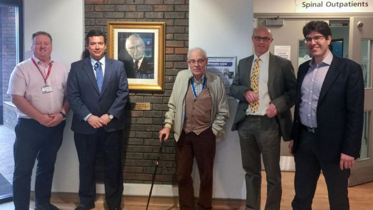 El Hospital Nacional de Parapléjicos de Toledo estrecha vínculos de formación con el hospital inglés de Stoke Mandeville