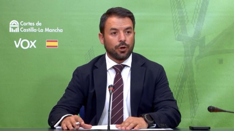 Vox se muestra preocupado por la 'lenta' disminución del paro en la región