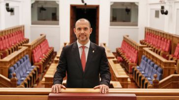 Bellido celebra 42 años de Estatuto de Autonomía confiando en que el nuevo texto “mejorará la calidad de vida de la ciudadanía y la cohesión con España”