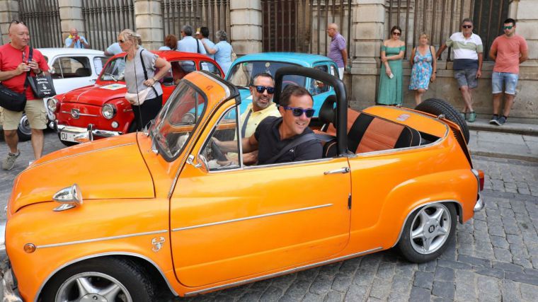 El alcalde de Toledo participa en la Vuelta a España en 600 por relevos
