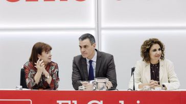 Sánchez convoca a su Ejecutiva este lunes para adelantar a otoño el congreso federal del partido