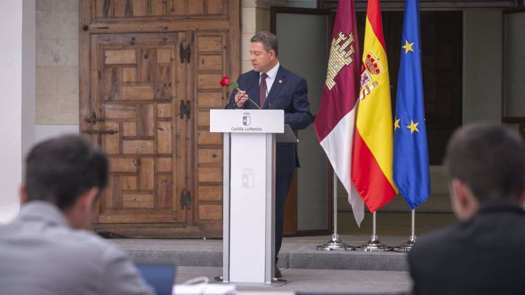 Page hablará este sábado en Ferraz 38 días después de decir 'Hasta aquí' rosa en mano por el cupo catalán