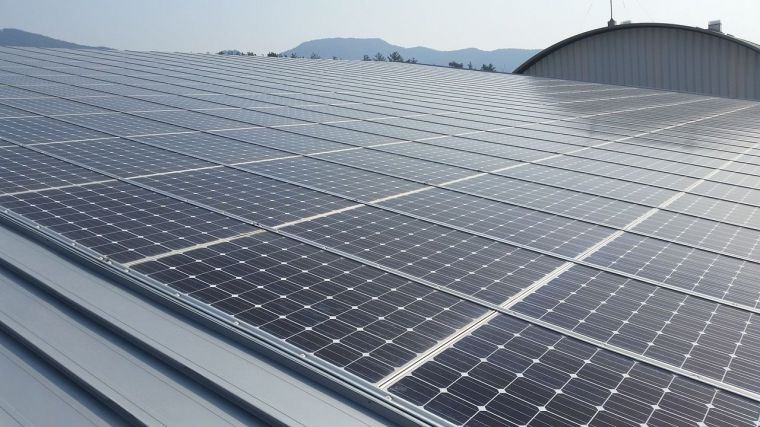Castilla-La Mancha bate el récord de potencia eléctrica instalada de renovables, alcanzando el 84,5% del mix regional