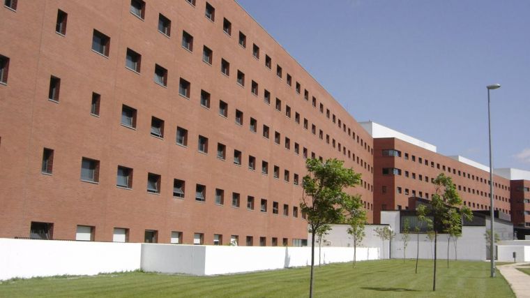 Herido un trabajador tras ser golpeado en la cara con un compresor en una fábrica en Puertollano