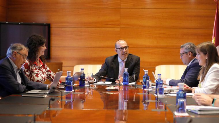 La Mesa de las Cortes amplía en una semana el plazo de enmiendas al nuevo Estatuto de Autonomía de CLM