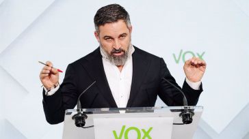 Vox no descarta romper los pactos con el PP en ayuntamientos por las políticas migratorias