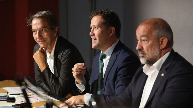 El alcalde de Toledo reafirma su compromiso con el Tajo eliminado vertidos contaminantes y trabajando en la depuración del agua