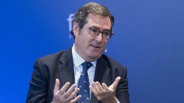 Garamendi (CEOE) pide que los españoles puedan votar el concierto catalán: "Se está rompiendo el país en 17"