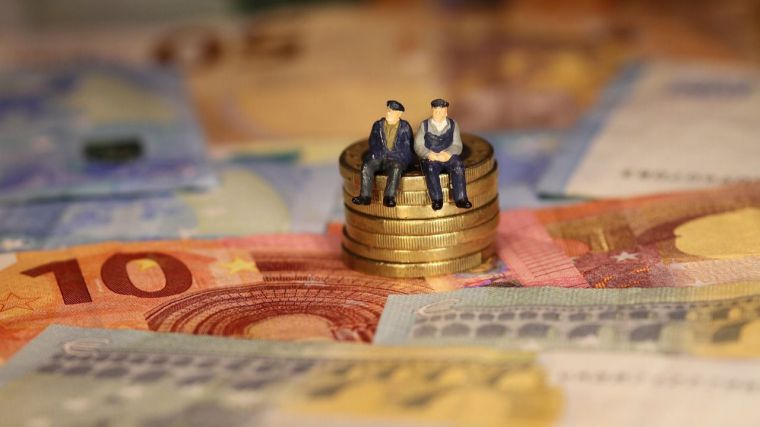 Los pensionistas de CLM aumentan en un 1,75% en septiembre y cobran un 7% menos de media
