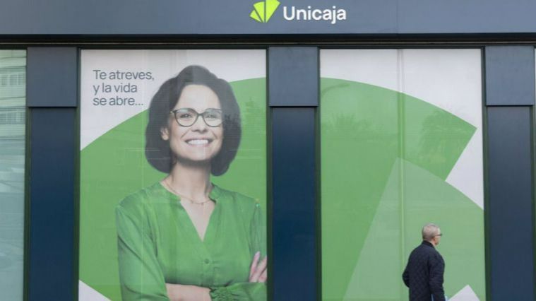 Unicaja vuelve a sufrir una caída generalizada de su banca online: Ya son tres días sin servicio