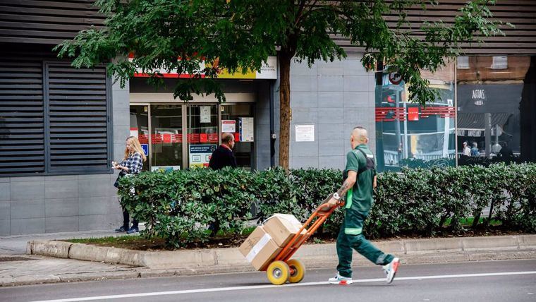 El paro crece un 1,5% en septiembre y el Gobierno regional lo achaca a la estacionalidad