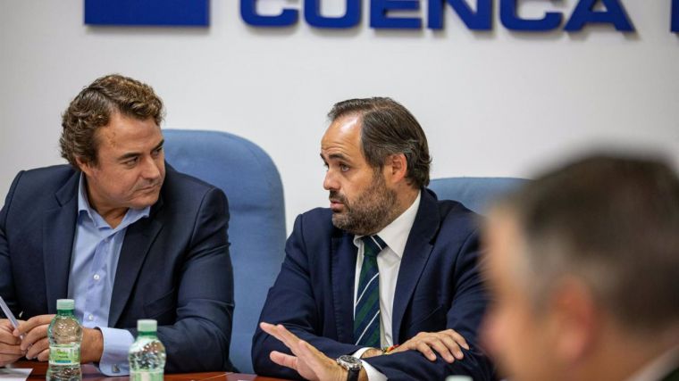 Núñez califica de malo el dato del paro: 'El 50% del paro de España lo ha creado la región'