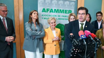 El presidente de la Diputación rechaza que el aeropuerto de Ciudad Real se convierta en un “acopiadero de inmigrantes indigno para cualquier ser humano”