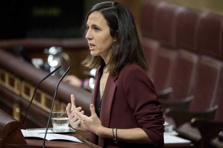 Belarra (Podemos) dice que el Gobierno 'pisotea la voluntad de la ciudadanía' al no acoger a migrantes en 'condiciones dignas'