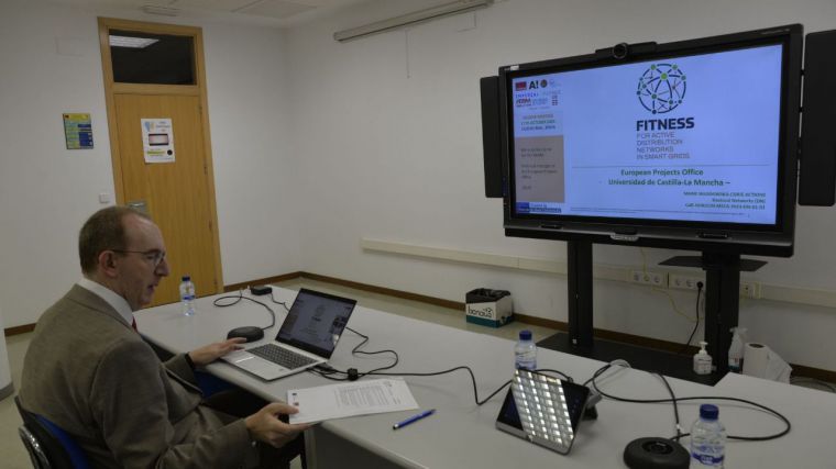 La UCLM coordina la primera red doctoral europea Marie Curie centrada en sistemas de distribución eléctrica inteligentes