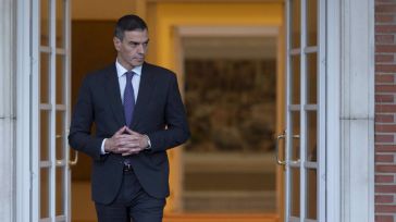 Sánchez anuncia "todos los medios necesarios el tiempo que haga falta" a los afectados: "España entera llora"