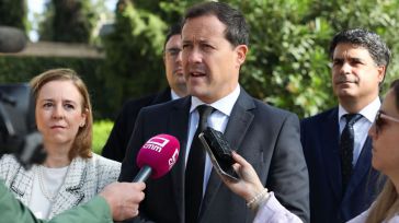 Velázquez asegura que se está estudiando la recuperación de 26 nuevas sepulturas en el cementerio municipal
