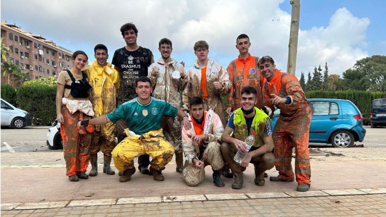 Estudiantes de la UCLM se movilizan para colaborar con las personas afectadas por la DANA