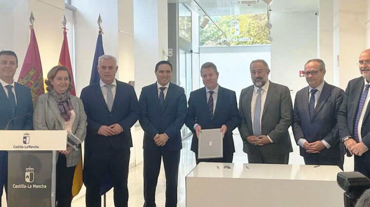 La Junta, la UCLM y las diputaciones de de la Región firman la puesta en marcha de un importante Máster universitario