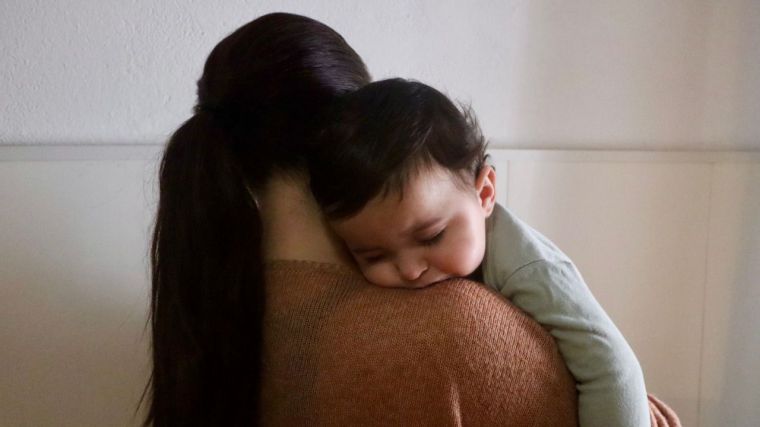 La Diputación de Toledo concederá una ayuda social de 1.000 euros a las familias de bebés nacidos en 2024 en municipios despoblados