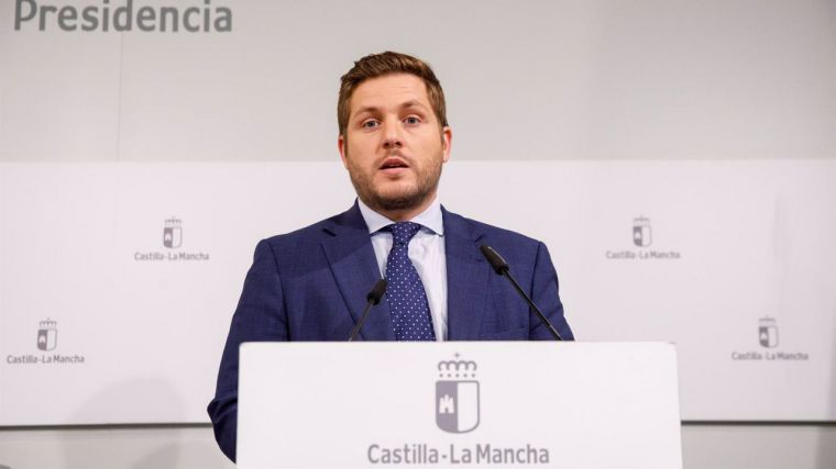 CLM aprueba destinar 19 millones de euros para sufragar y reparar infraestructuras y carreteras tras el paso de la DANA