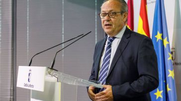 Ruiz Molina, "defraudado" con las enmiendas a la totalidad de PP y Vox y su "descripción apocalíptica que nadie cree"