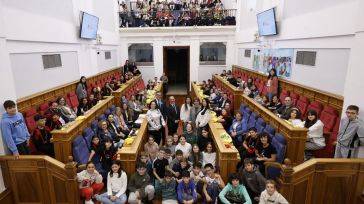 Las Cortes regionales celebran el Día Mundial de la Infancia animando a niños y niñas a “actuar para construir un mundo de buenas personas, que ayudan a quien más lo necesita”
