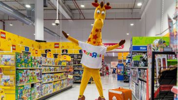 Toys 'R' Us se alía con Just Eat para llevar sus juguetes a los domicilios en plena campaña de Navidad 