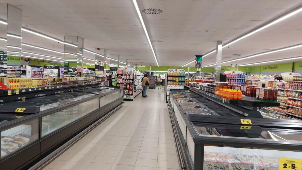 Hiper Usera abrirá este mes la nueva tienda de Burguillos de Toledo que hará competencia directa a Mercadona