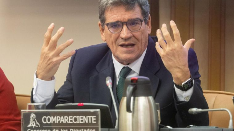 Escrivá ve 'lógico' que el BCE siga recortando tipos en próximas reuniones 'si las cosas van bien'