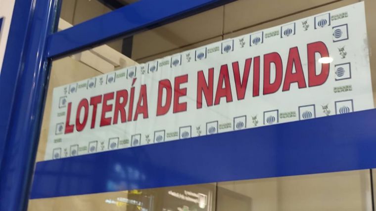 El 48.020, segundo cuarto premio del Sorteo de Navidad, deja 200.000 euros en la mítica Doña Lola de Toledo