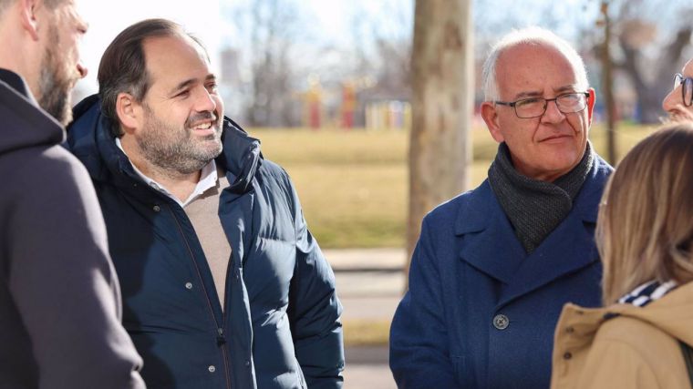 Núñez (PP) advierte de que el 2025 arranca con 'las subidas de impuestos' de Sánchez y Page