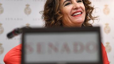 Montero adelanta que España cumplió con el objetivo de déficit del 3% en 2024