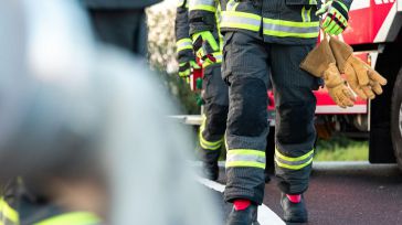 Evacuado el parking de un supermercado en Talavera por el incendio de una furgoneta