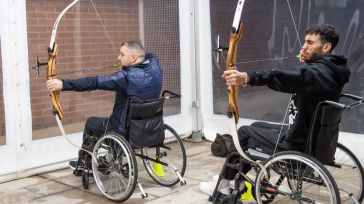 El Hospital Nacional de Parapléjicos impulsa el tiro con arco como disciplina deportiva inclusiva
