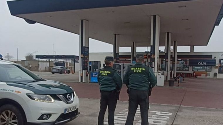 Tres detenidos por cometer hurtos al descuido en áreas de servicio de la A-2 en Guadalajara