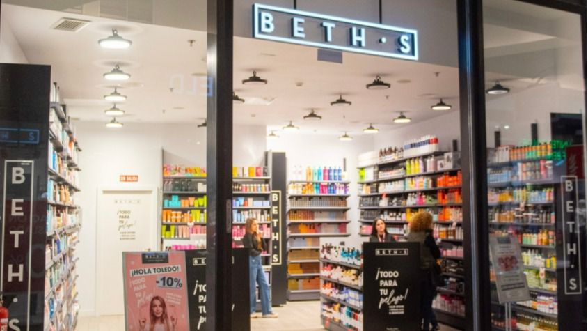 Llega a Luz del Tajo la tienda de productos del "método curly" que triunfa en Cataluña