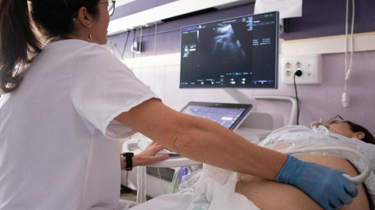 La Gerencia de Atención Integrada de Albacete adapta la atención a las gestantes en el servicio de Ginecología y Obstetricia