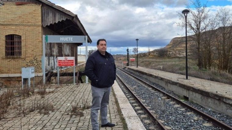 Ayuntamientos afectados por el cierre del tren Madrid-Cuenca-Valencia presentan un Recurso al Constitucional