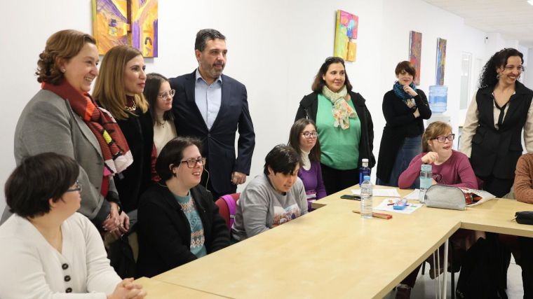 Siete personas con discapacidad realizarán prácticas laborales en la Diputación gracias a un convenio con la Asociación Down Toledo
