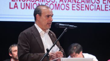 Bellido reconoce “el papel de los sindicatos de clase en la solidez de nuestra democracia” y en el crecimiento que está experimentando la región