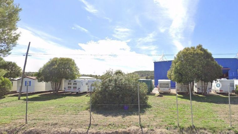 Fallece un hombre de 51 años tras caer del techo de una nave en Ontígola