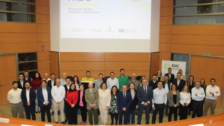 La Escuela de Negocios Cooperativos clausura su primer Programa de Alta Dirección con la participación de las principales cooperativas de la región