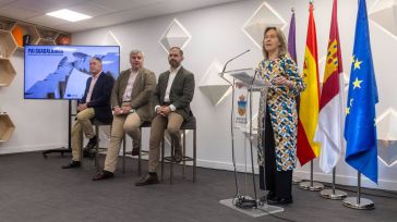 Guarinos presenta la estrategia para transformar Guadalajara, que aspira a recibir 20 millones de los fondos europeos