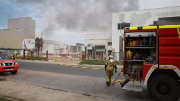 Incendio en el antiguo secadero de jamones del Polígono Industrial de Toledo